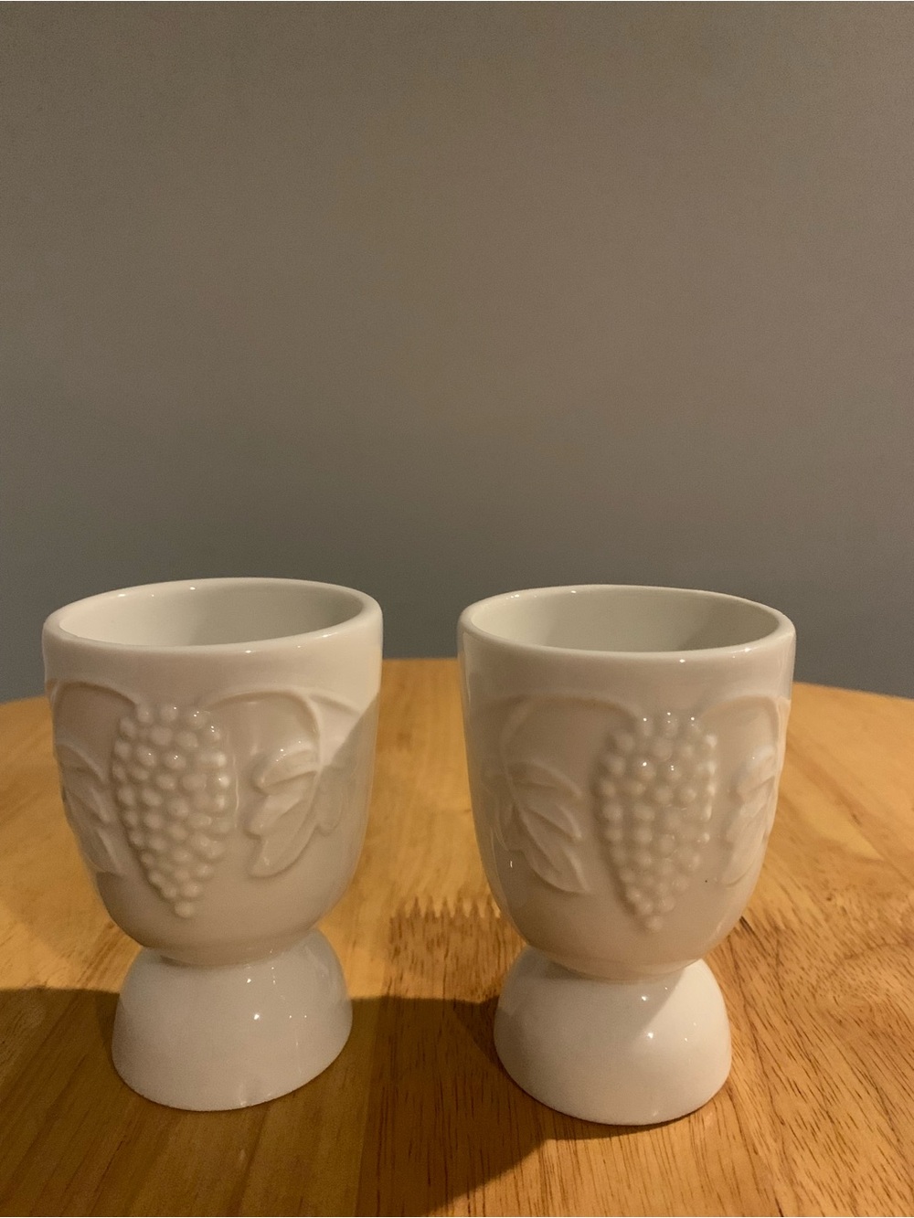 2 Ironstone Red Cliff Grape Egg Cups